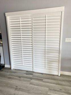 Interior Wood Shutters- Custom, Plantation, Professional Installation, Licensed Company, Window Treatments & Coverings, Persianas De Madera, Espanol