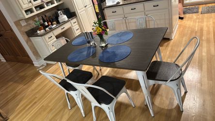 Dining table (only) for 6