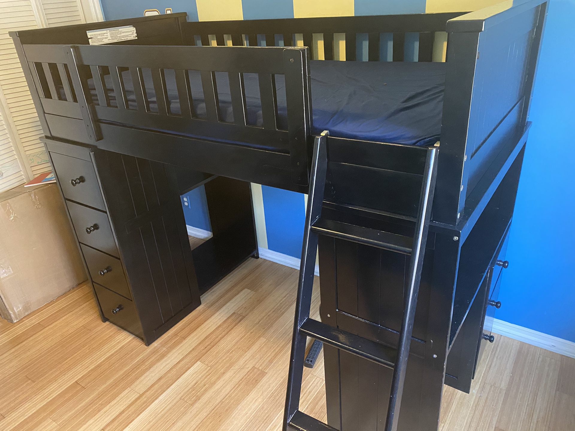 Kids single bunk bed excellent condition solid wood.