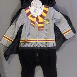 Harry Potter Baby Bodysuit w/Detachable Cloak (New)