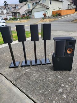 Klipsch RB3 6.1 With Receiver and Monster Cables $600