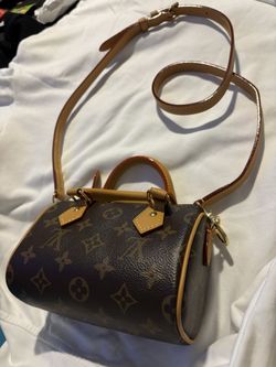 MINI LOUIS VUITON BAG