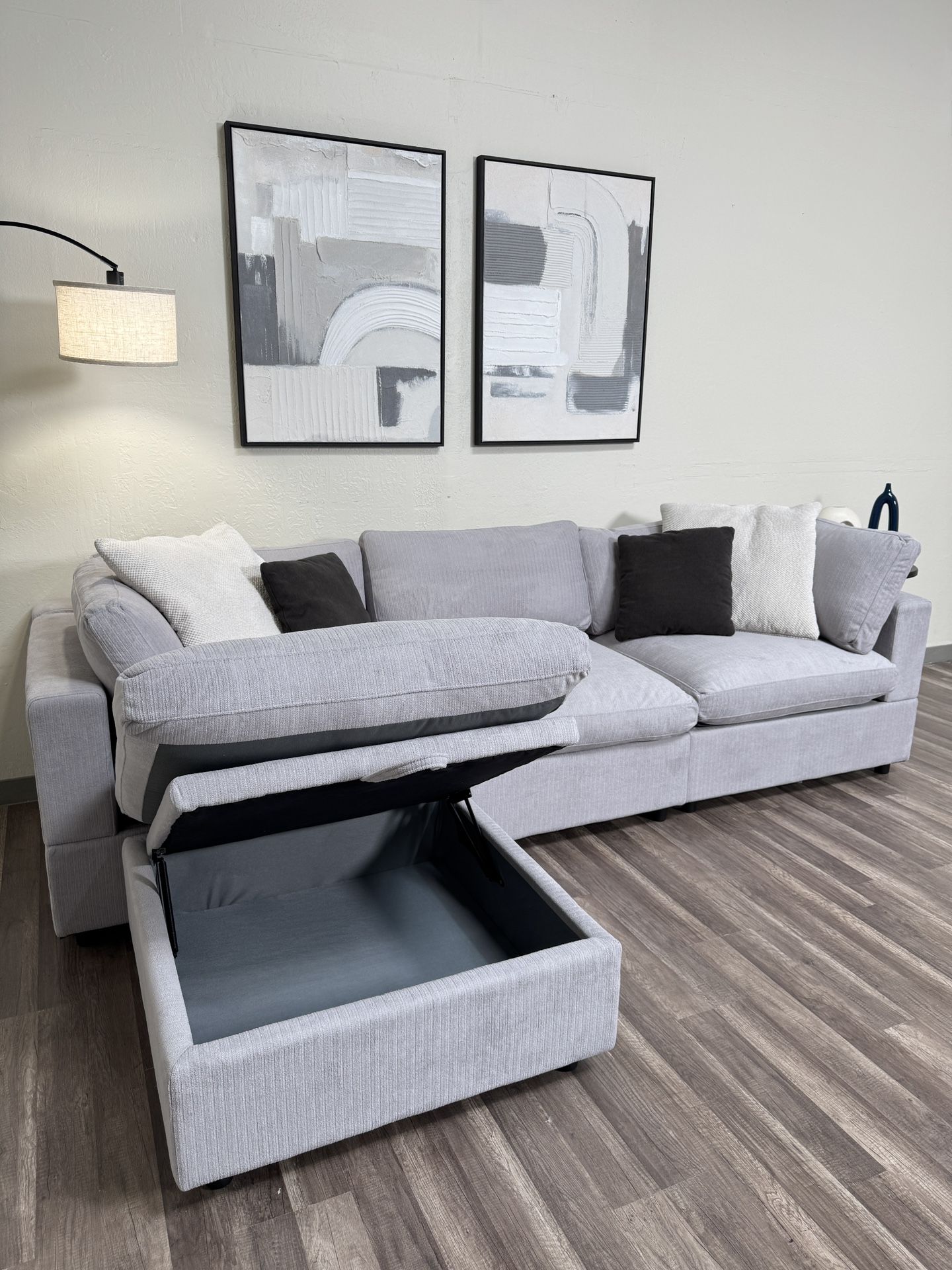 50% OFF New In Box Cloud Modular Sectional 4 Piece FREE DELIVERY Couch Sofa Gray Grey