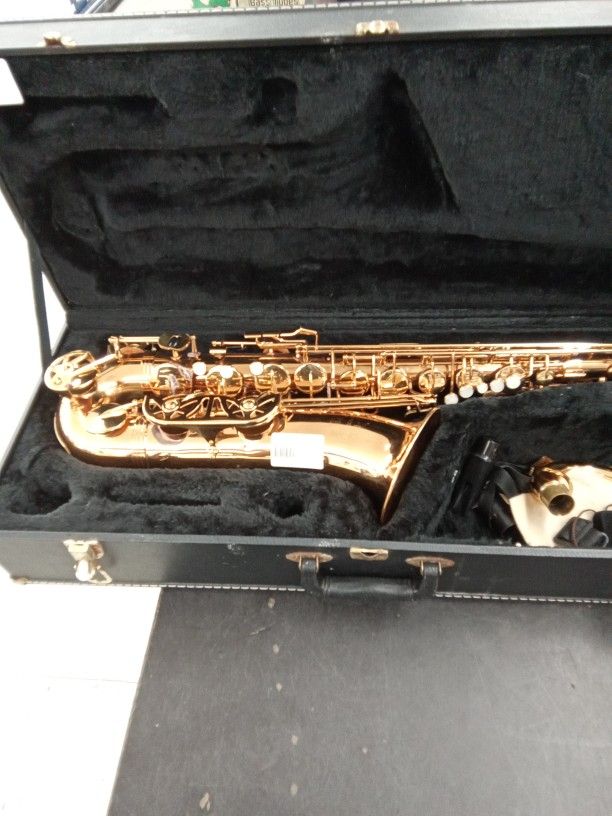 Saxophone 