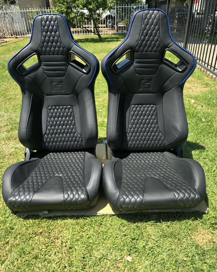 Universal Racing Seats 