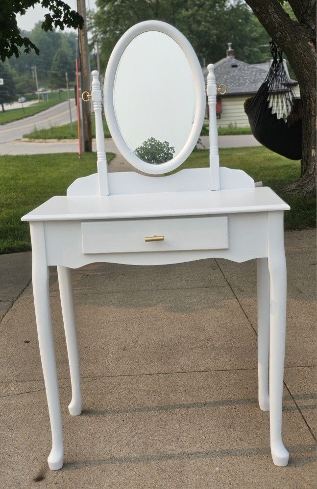 Makup Vanity