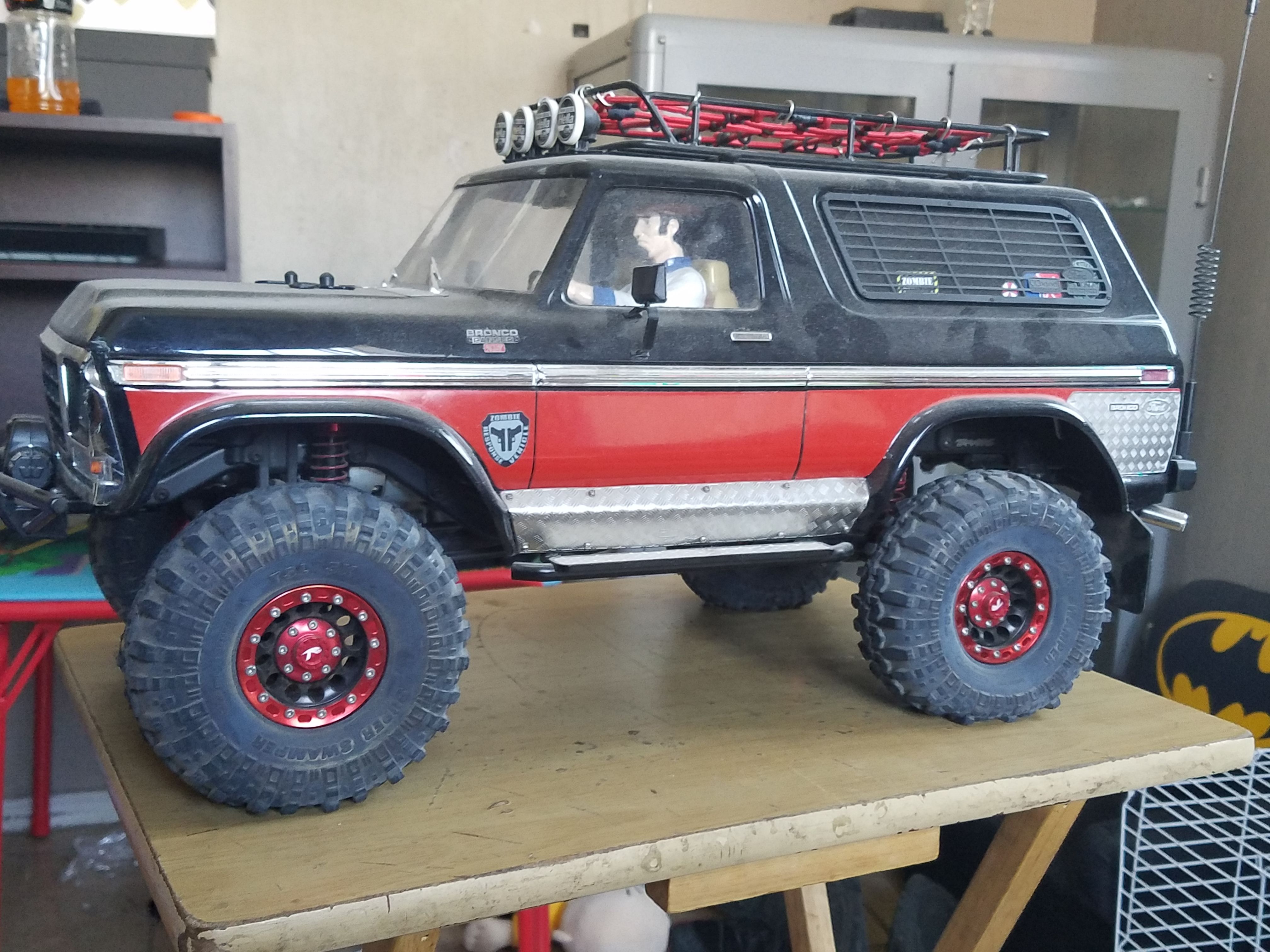 Traxxas trx4 and utility trailer custom build