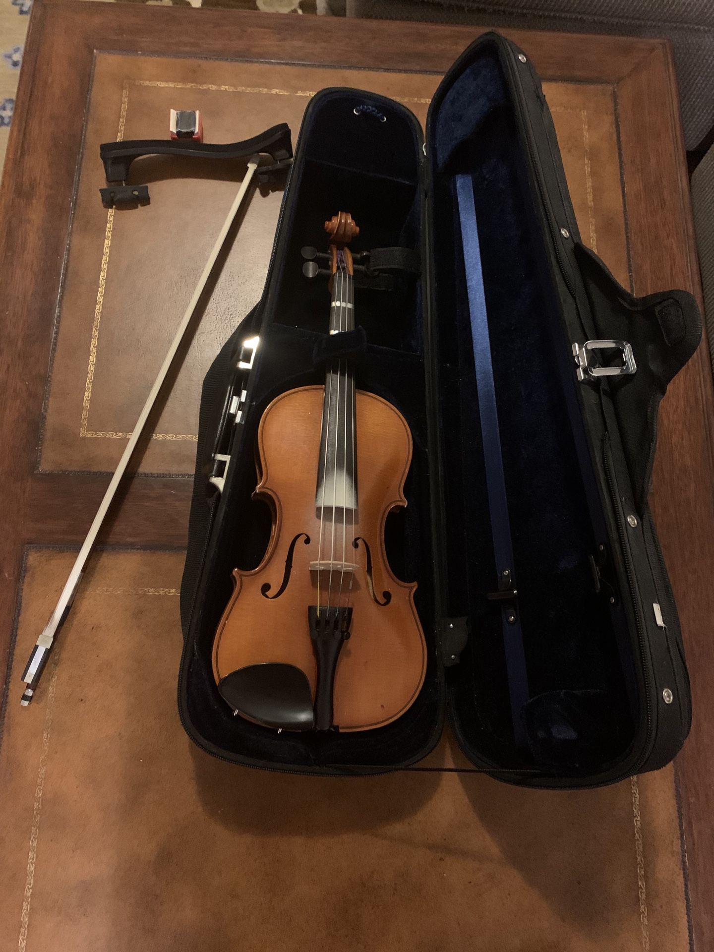 Used Violin With Accessories 