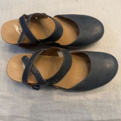 Dansko Womens Leather Thea Closed Toe Heel Strap Clogs SIZE 6