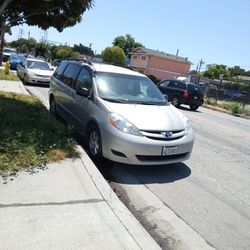 2008 Toyota Sienna