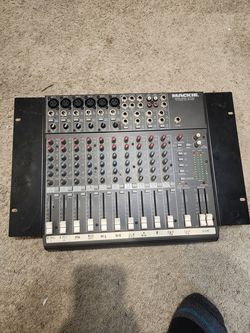 Mackie Micro Series 1402-VLZ 14-Channel Mic/Line Mixer