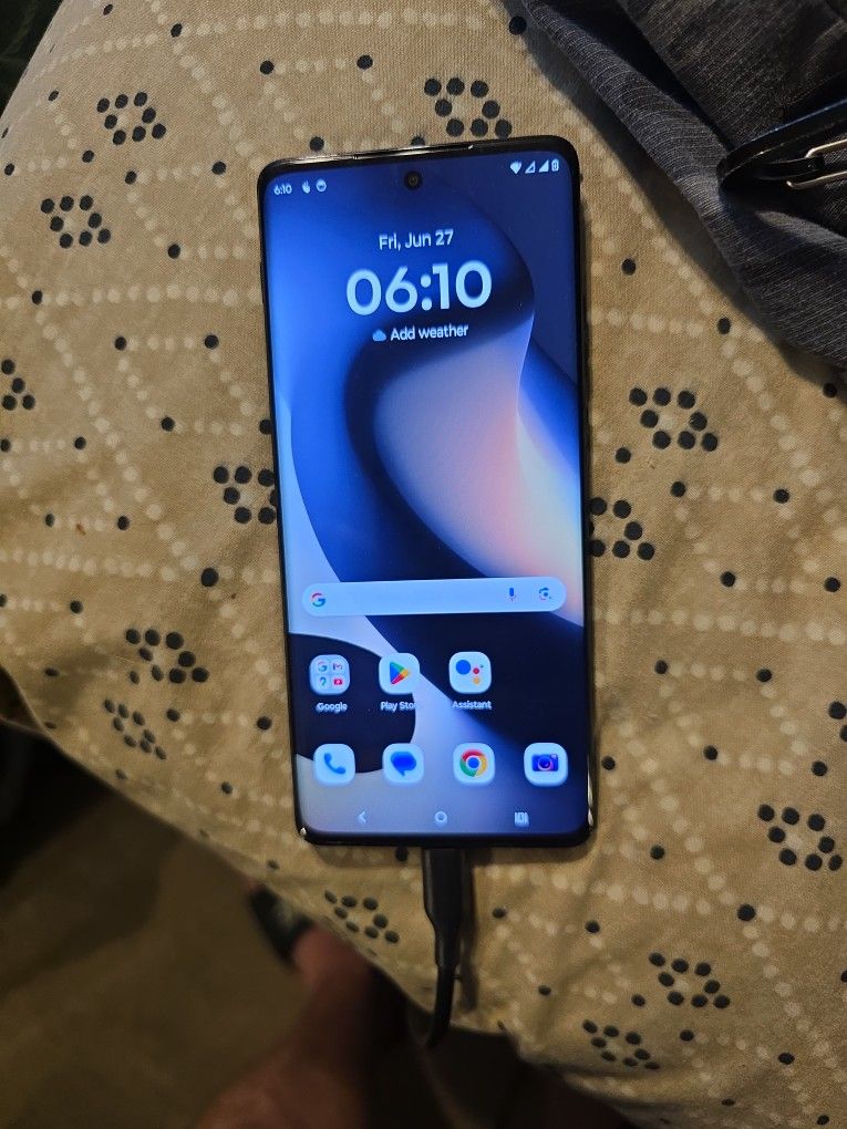 T-Mobile Motorola Edge 2024