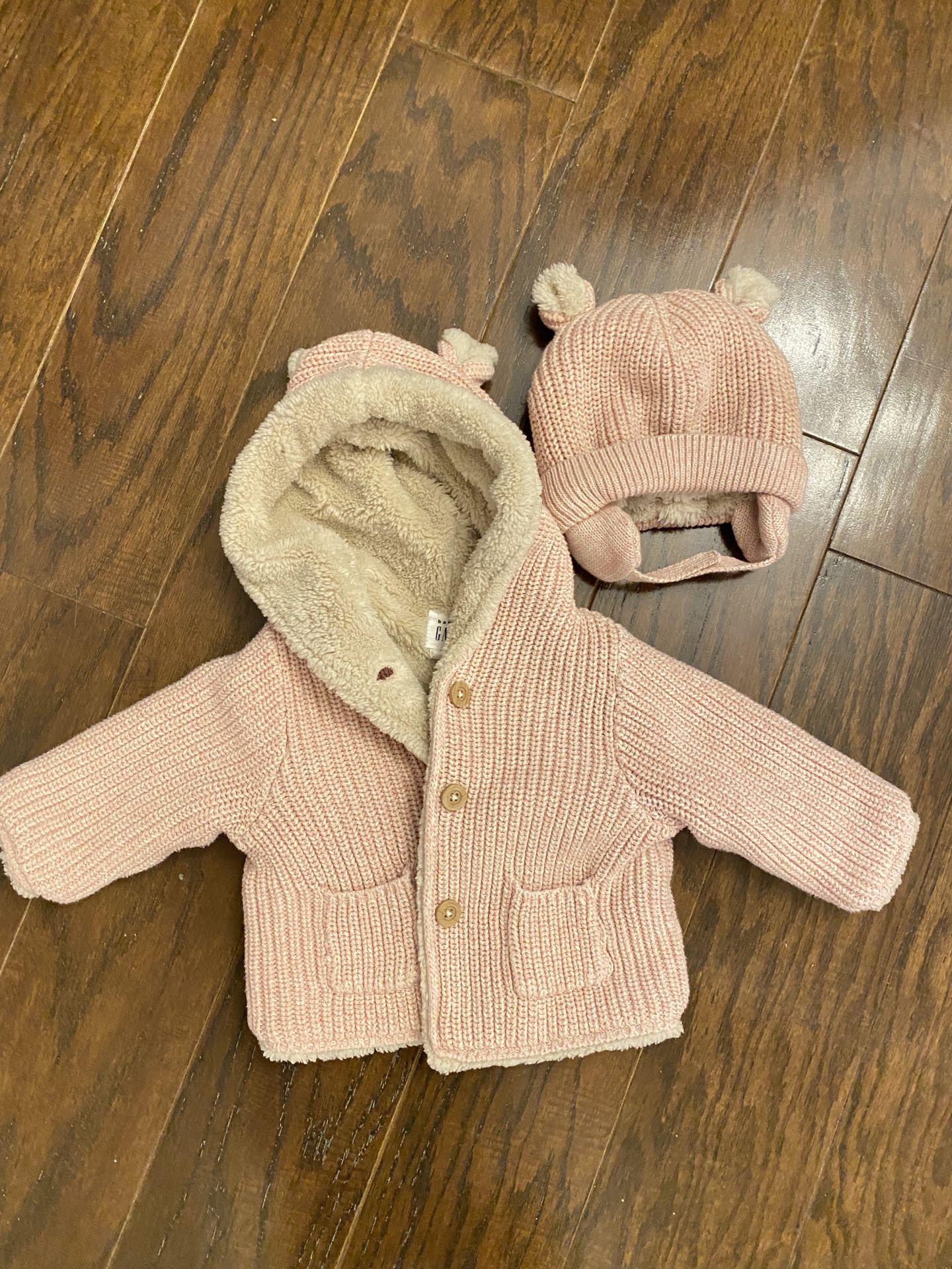 Gap Baby Sherpa Sweater Hoodie ( 3-6m) With Hat
