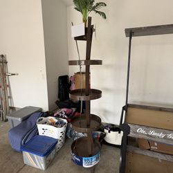 Shelving/Decor