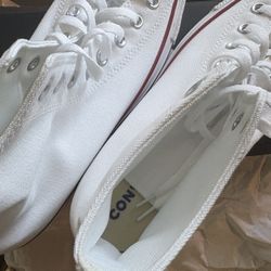 White All Star Chuck Taylor Converse 