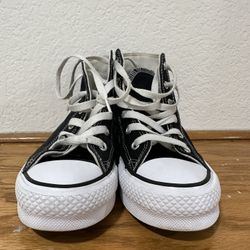 High Top Black Converse 