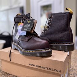 Doc Marten *Brand New*