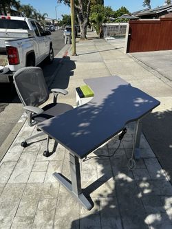 Electric Adjustable Office Desk + Ergonomic Chairs