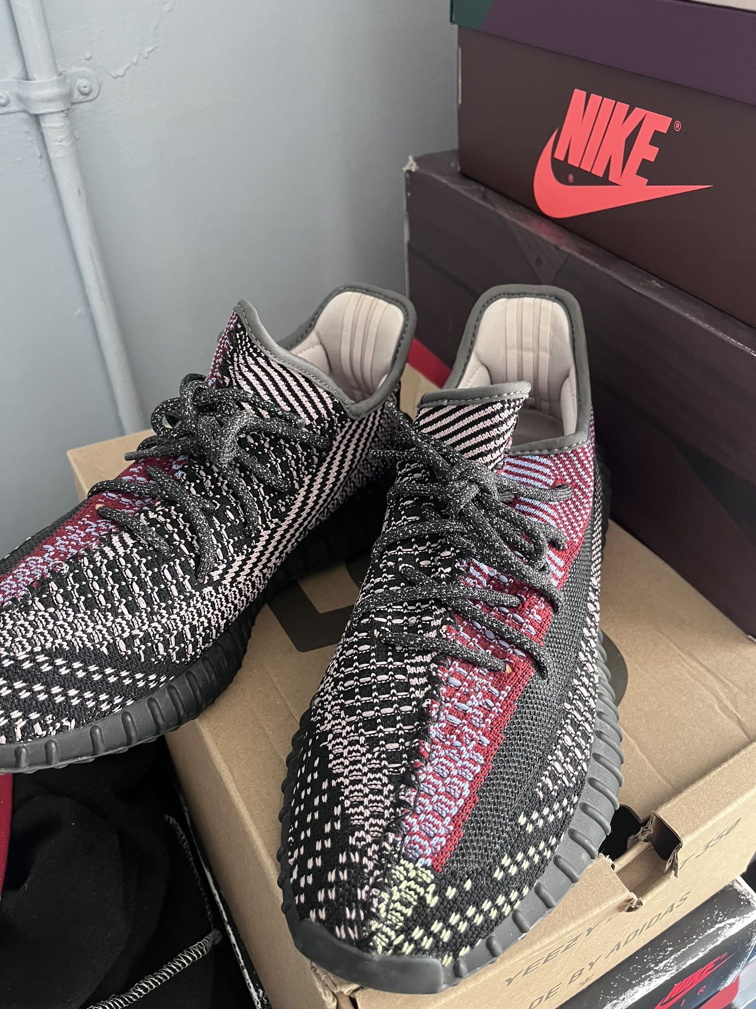 Yeezy 350 Yecheil 