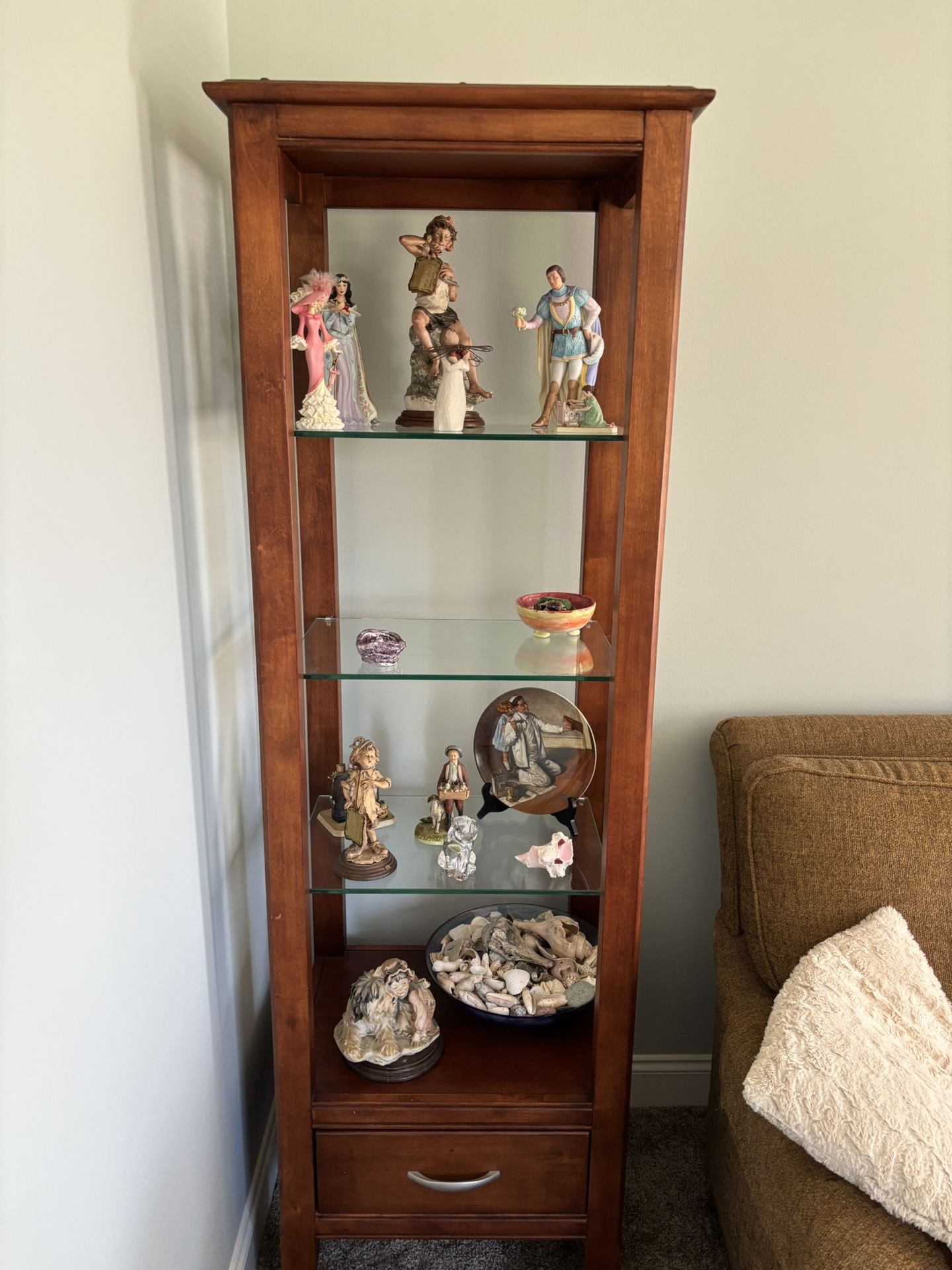 Display Shelf