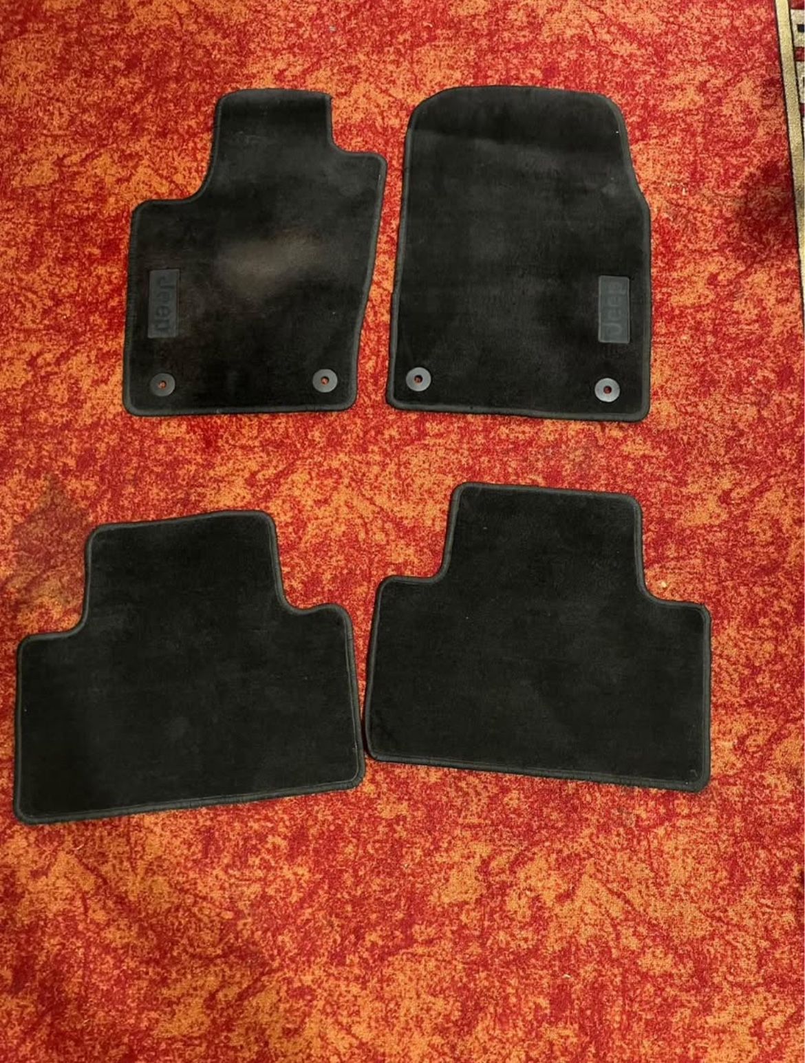 OEM JEEP GRAND CHEROKEE FLOOR MATS