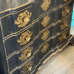 DREXEL CHEST OF DRAWS 