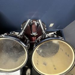 Red Drumset (NEED GONE ASAP)
