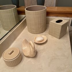 Bathroom Tissue Box/Trash Can/Soap Dish/Decorative Box/Swan Dish