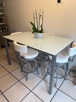 Kitchen glass table