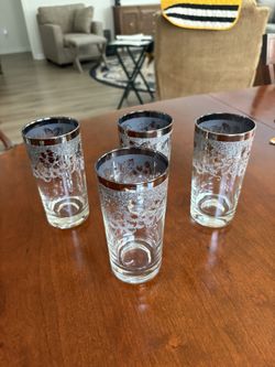 Vintage  Vitreon Queens Lusterware Glasses