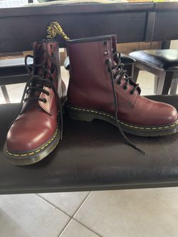 Men’s Doc Martens 