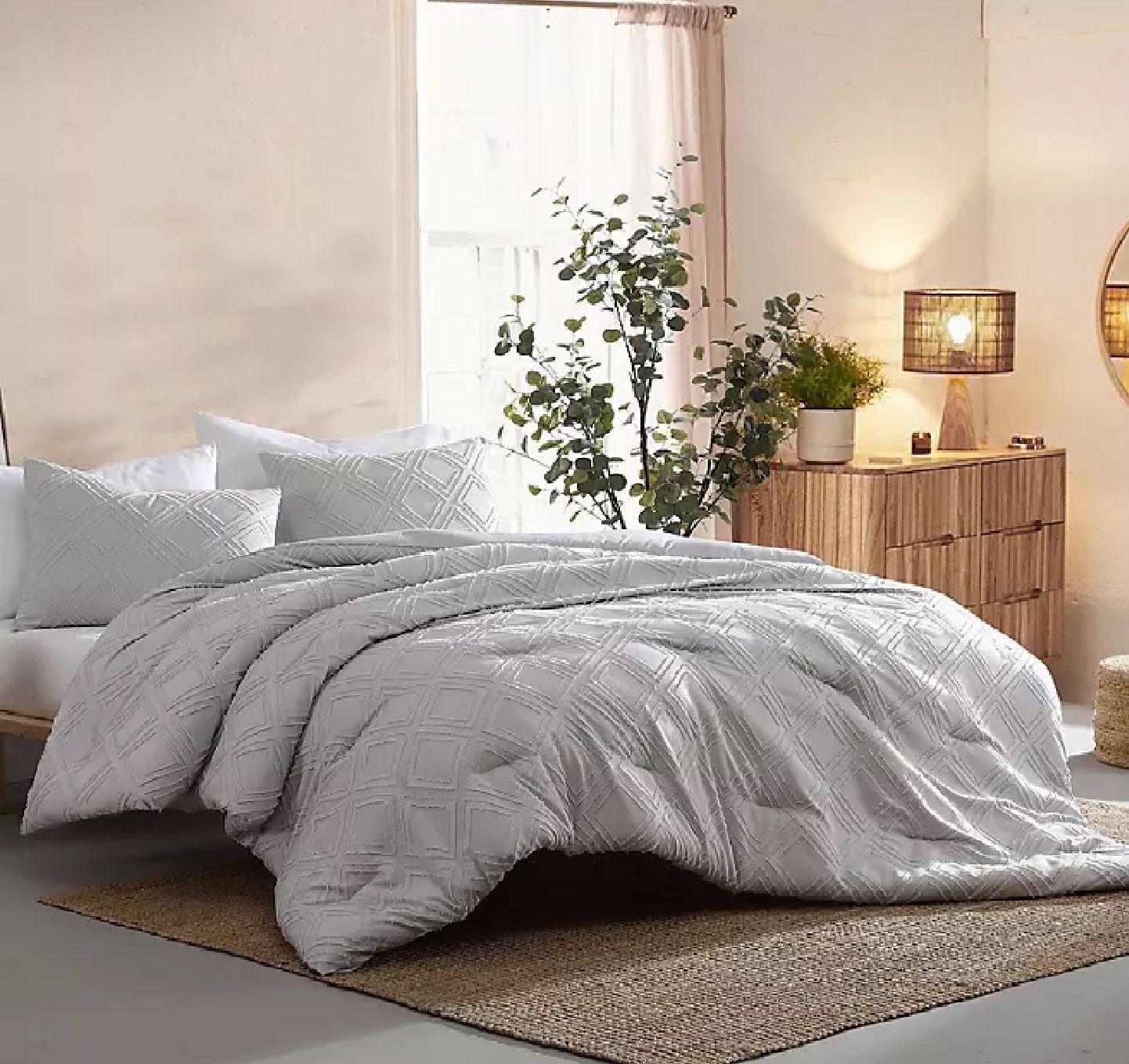 Queen Comforter Set Brand New