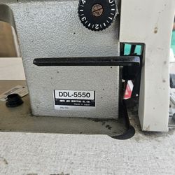 Industrial Sowing Machine (Juki)