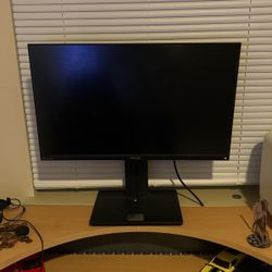 23 Inch Monitor 