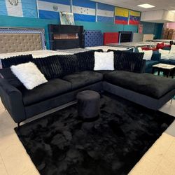 Sectional Black Velvet 