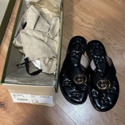 GUCCI WOMEN'S THONG SANDAL Size 35 Size 5