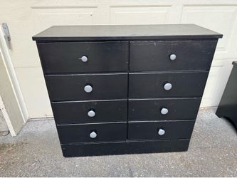 8 drawer compact dresser