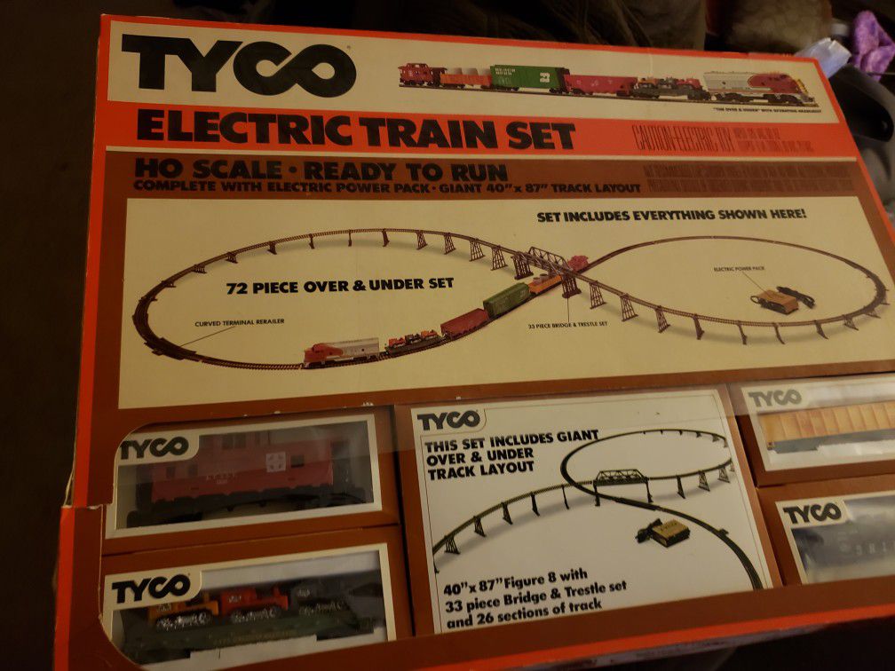 Tyco 7311 Vinatge collectors train set 72pc. exc cond.