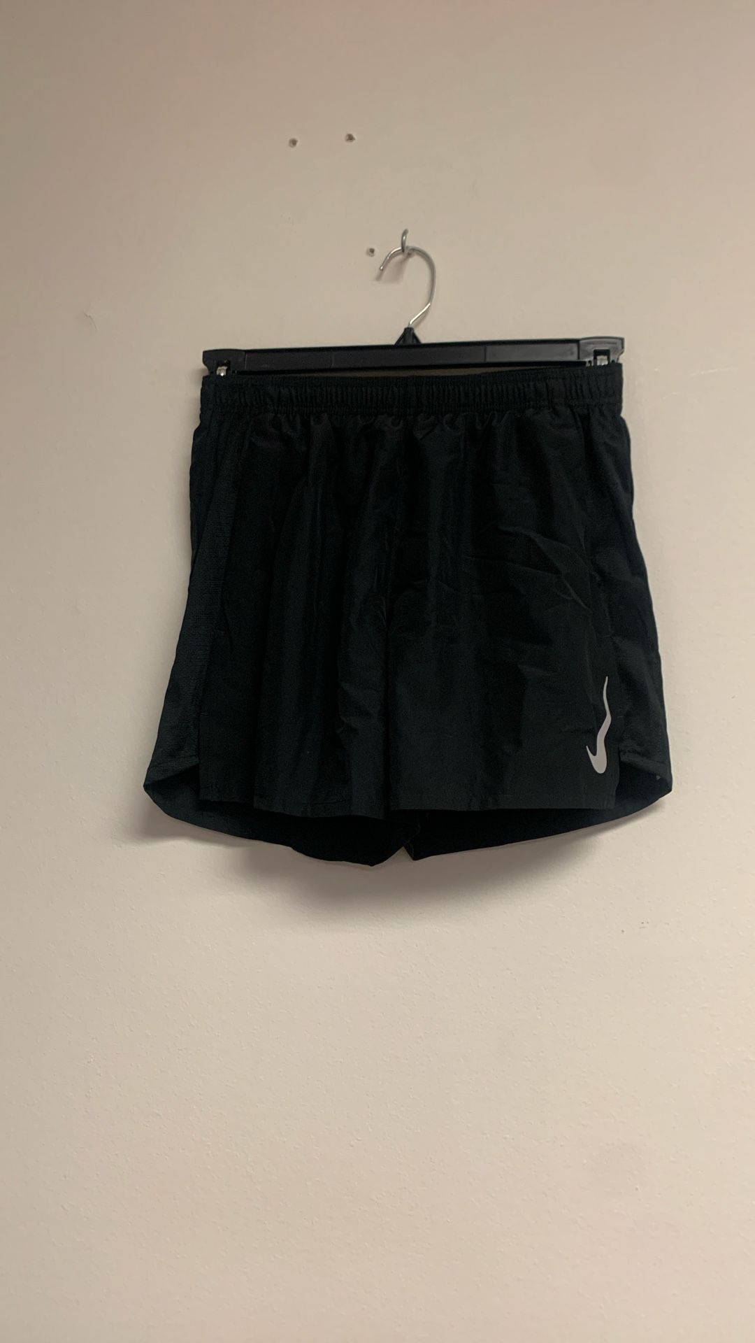 Nike Men’s Running Shorts. Sz S. Black. Sh