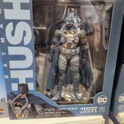 Mafex Hush Batman Jumper Stealth Suit