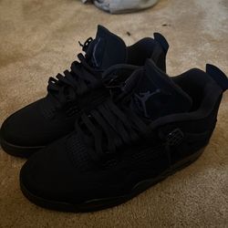 Jordan 4 “Black Cats”  Size 12