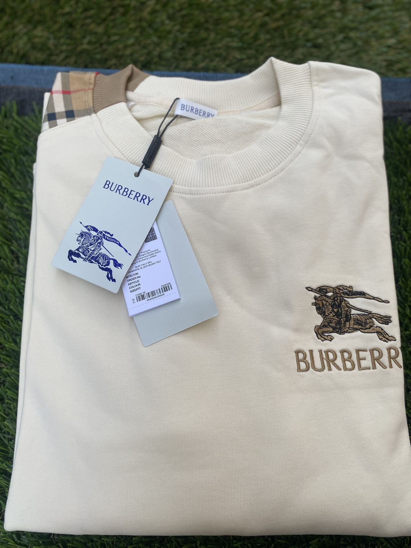 Burberry Sweater