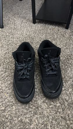 Jordan 3 Black Cat, size 8.5.
