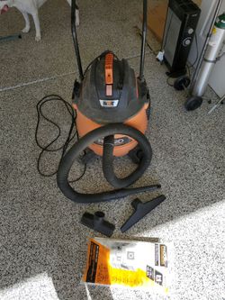 Ridged 14 Gal. 6.0 Peak HP Shop Vacuum