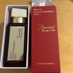Baccarat Rouge 540 Extrait de Parfum