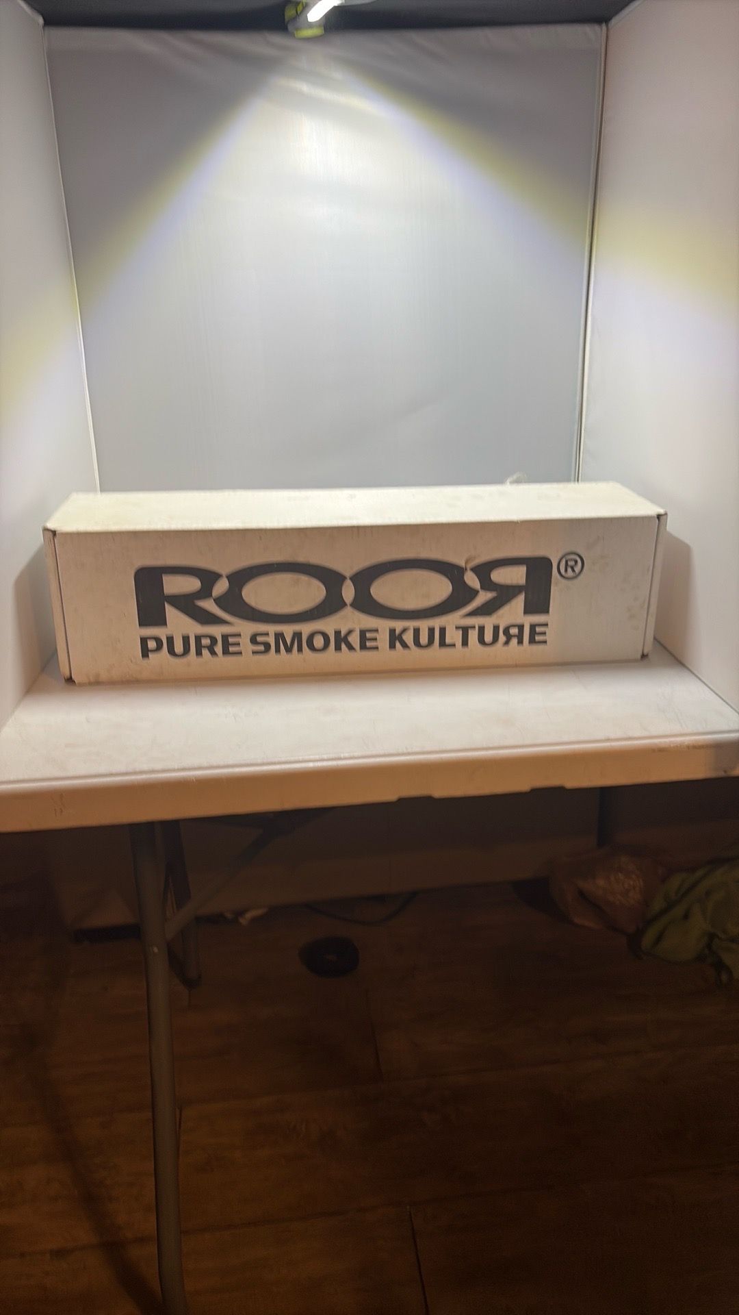Root flower vase
