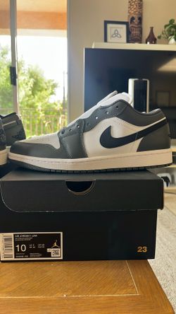 Brand New Jordan 1 Low Men’s Size 10