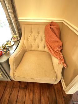 Wing Style Chair