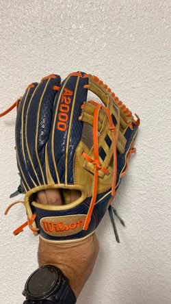Jose Altuve Game Spec Wilson A2000
