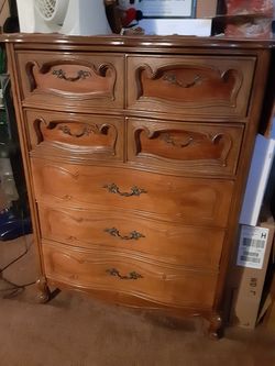 Mueble antiguo